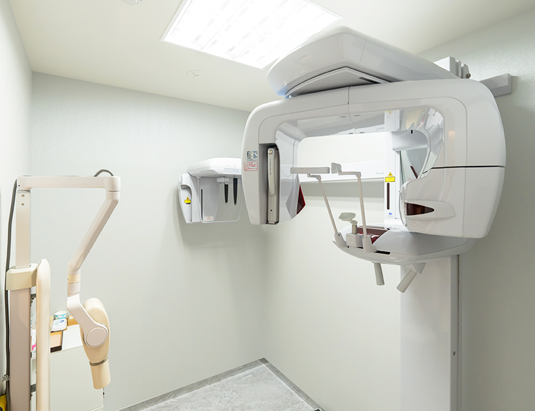 名古屋のインプラント治療を専門とする歯医者、クリスタル歯科の3D-CT
