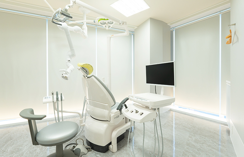 名古屋のインプラント治療を専門とする歯医者、クリスタル歯科の滅菌システム